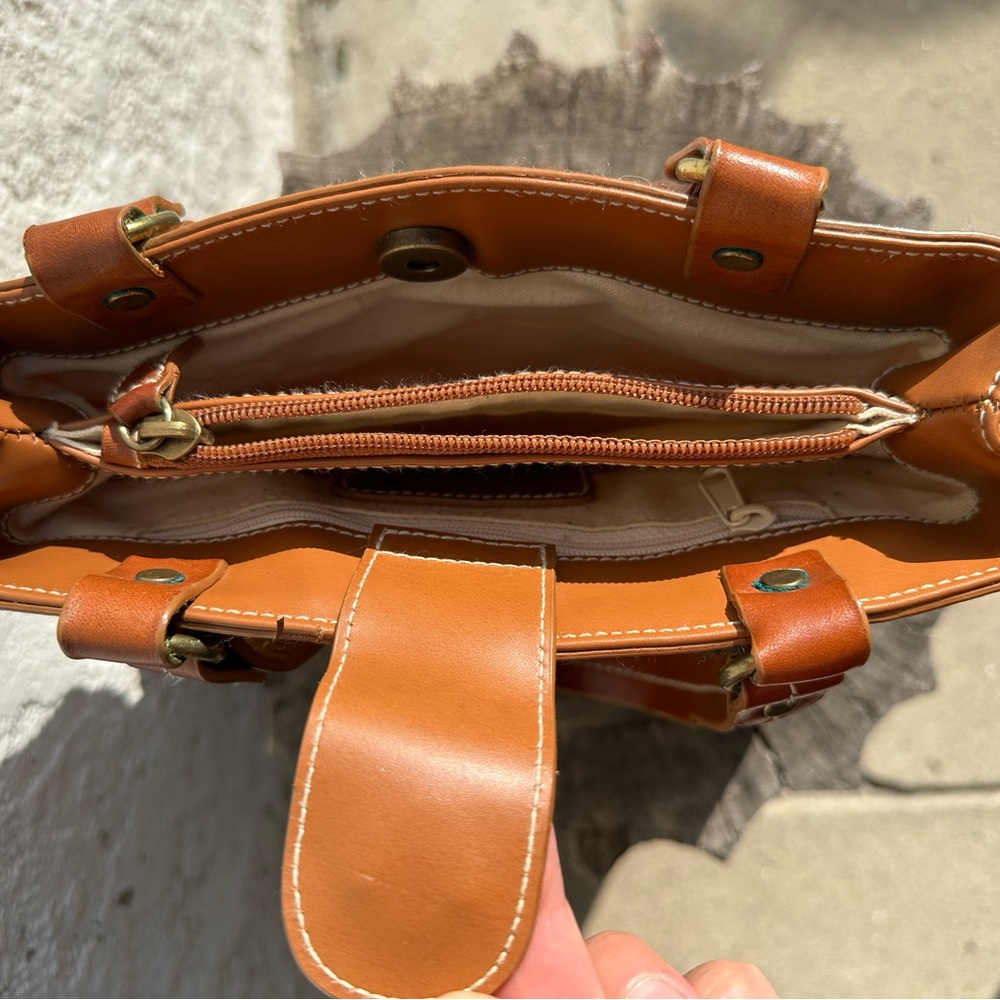 FOSSIL MINI BUCKET WOVEN TOTE - Picture 6 of 9